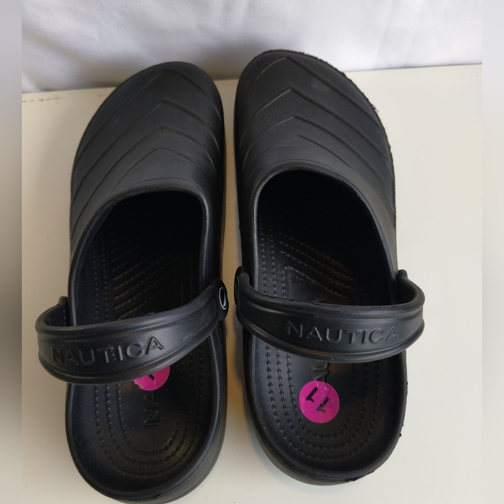 Sandals - Picture 3 of 4